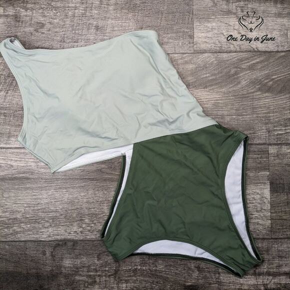 SweatyRocks One Shoulder Cut Out One Piece Swimsuit Size L - Picture 3 of 6
